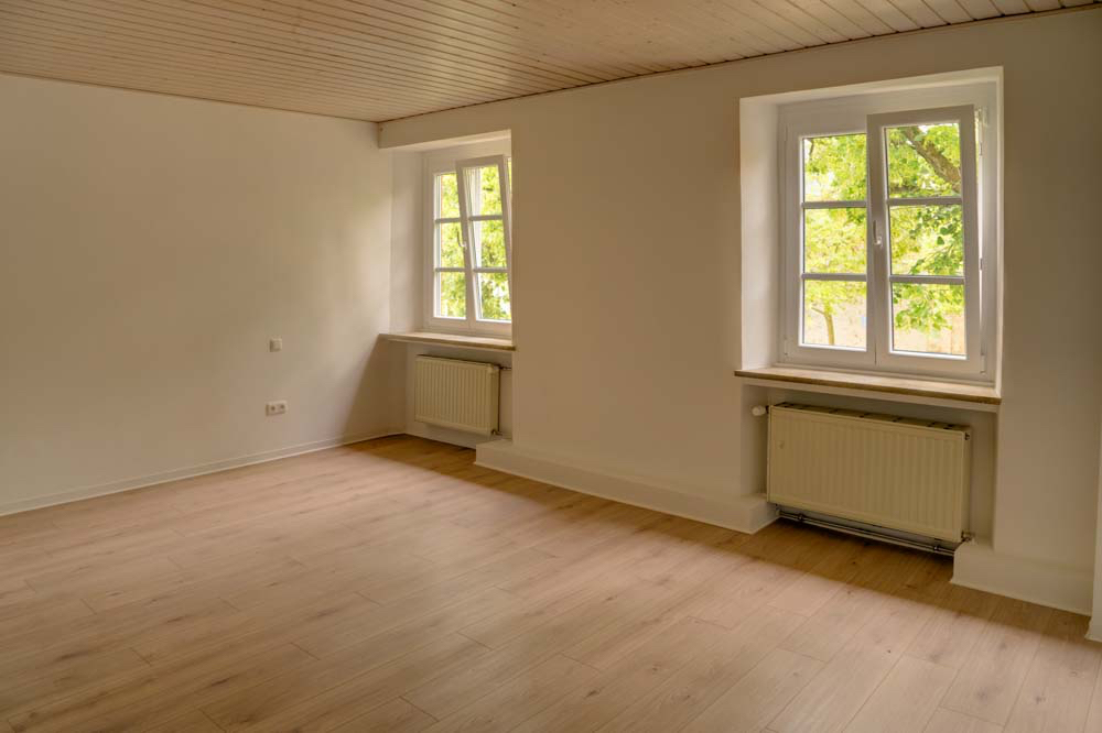 Raum mit 22 qm Fenster Merscheiderweg